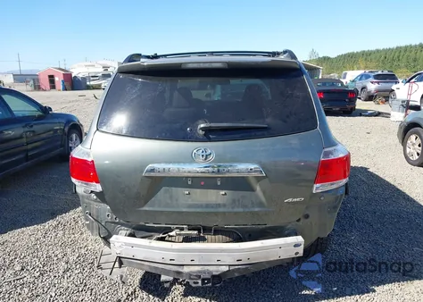 2013 Toyota Highlander Limited V6 z USA, uszkodzony, nr VIN 5TDDK3EH6DS254830